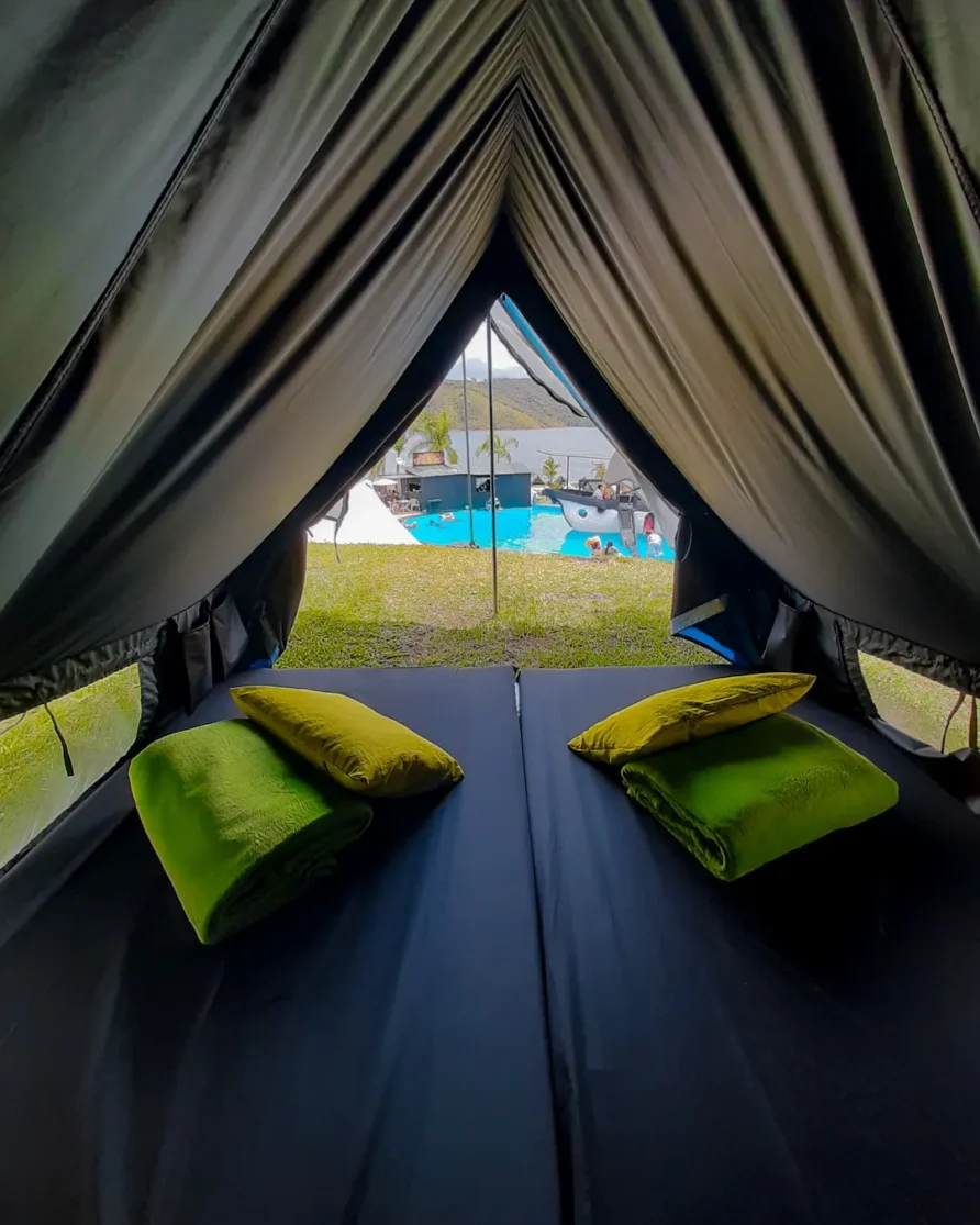 Camping  Élite (Hasta 8 personas)