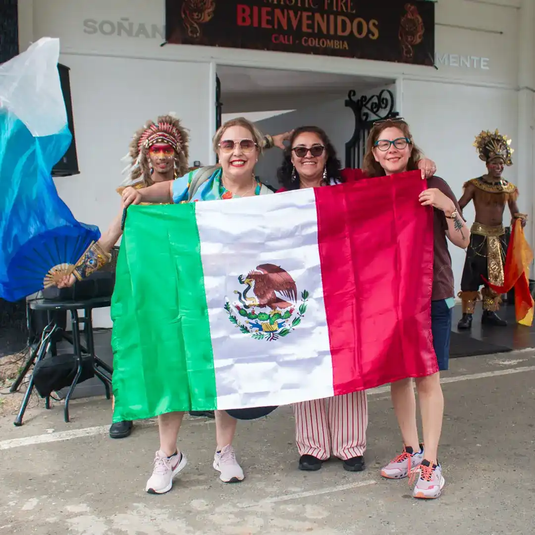 Centro de Eventos en el Lago Calima: Mystic Paradise 18 Centro de Eventos Mystic Paradise cuadradas9